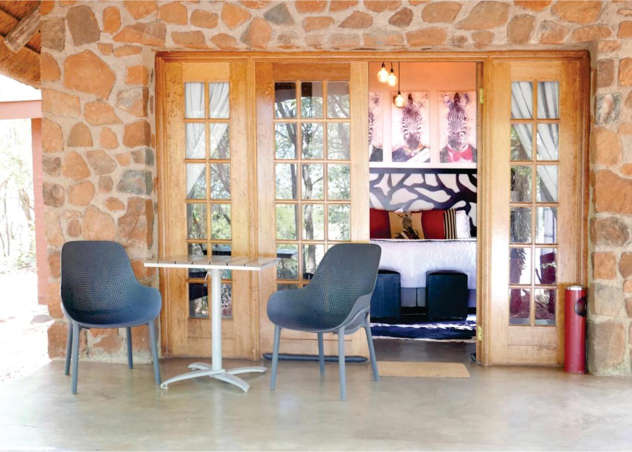 Waterside Cottages & Villas - Self Catering 가보로네 외부 사진