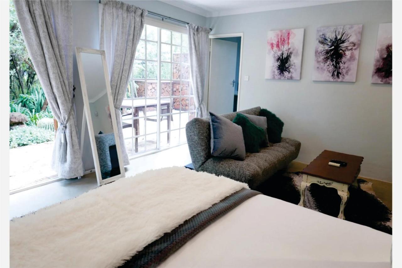 Waterside Cottages & Villas - Self Catering 가보로네 외부 사진