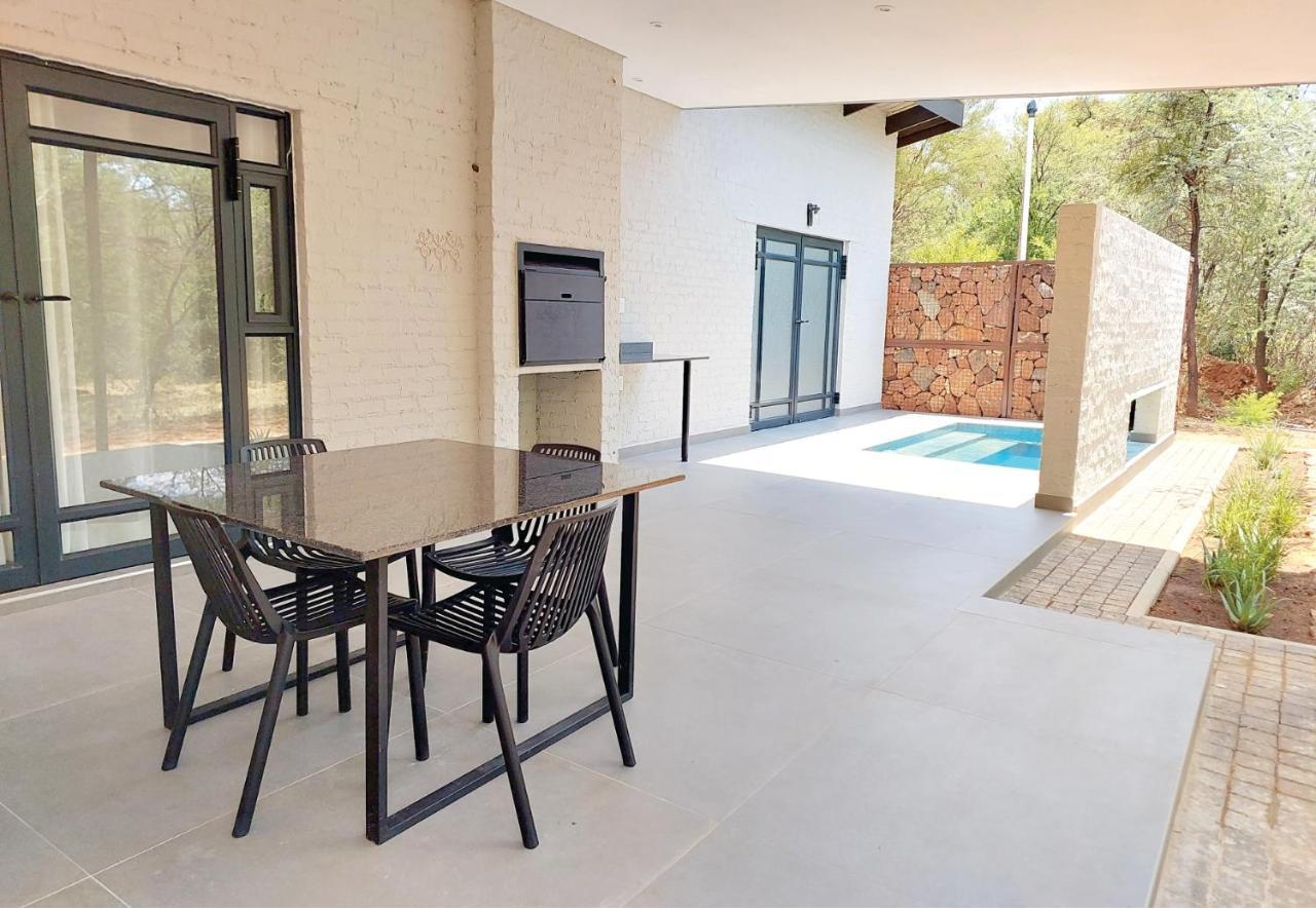 Waterside Cottages & Villas - Self Catering 가보로네 외부 사진